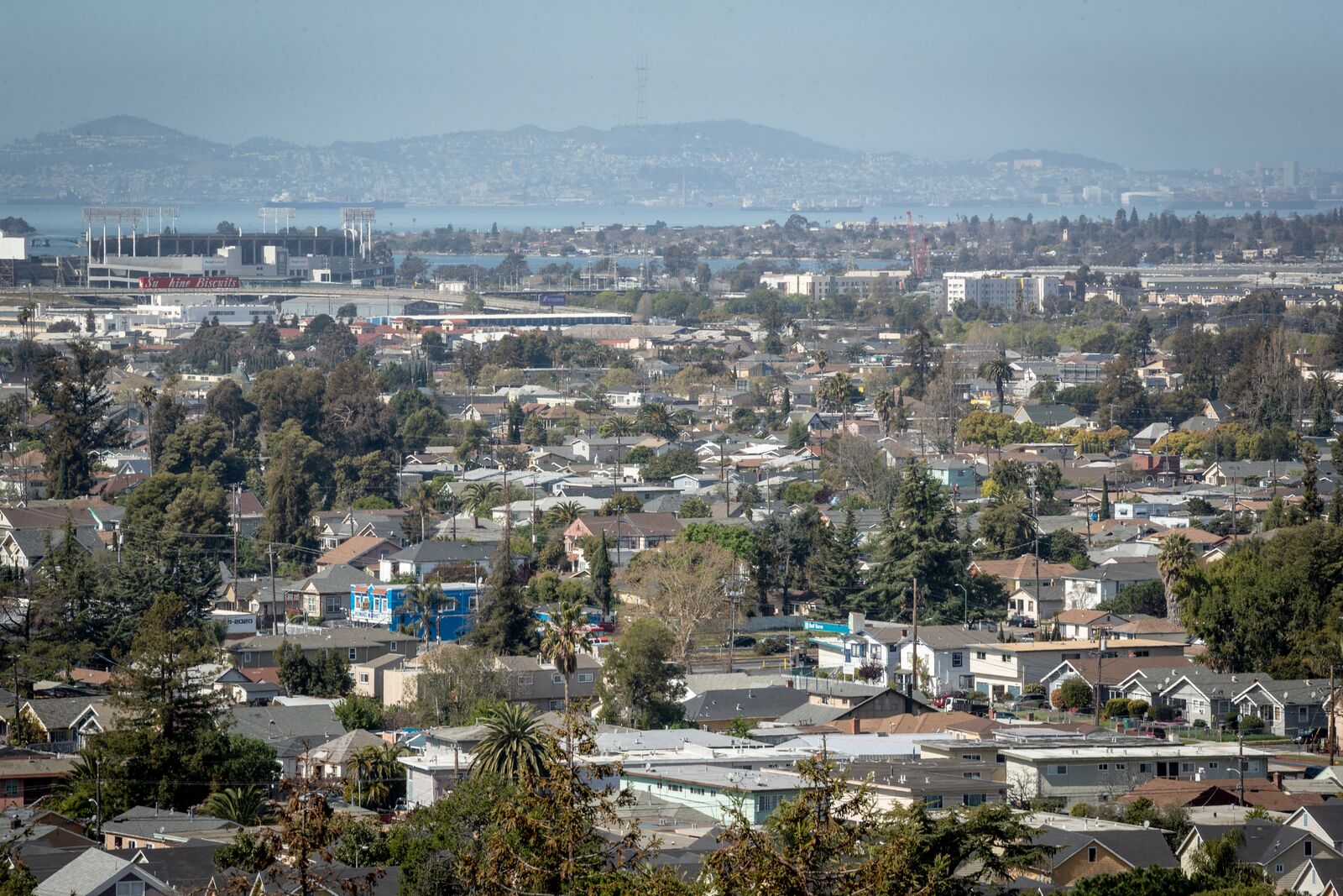 Commercial Roofing in East Oakland Industrial Area, CA