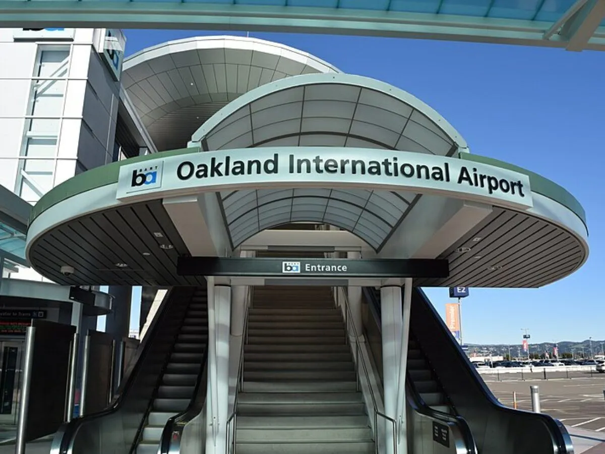 Commercial Roofing in Oakland Airport Area, CA