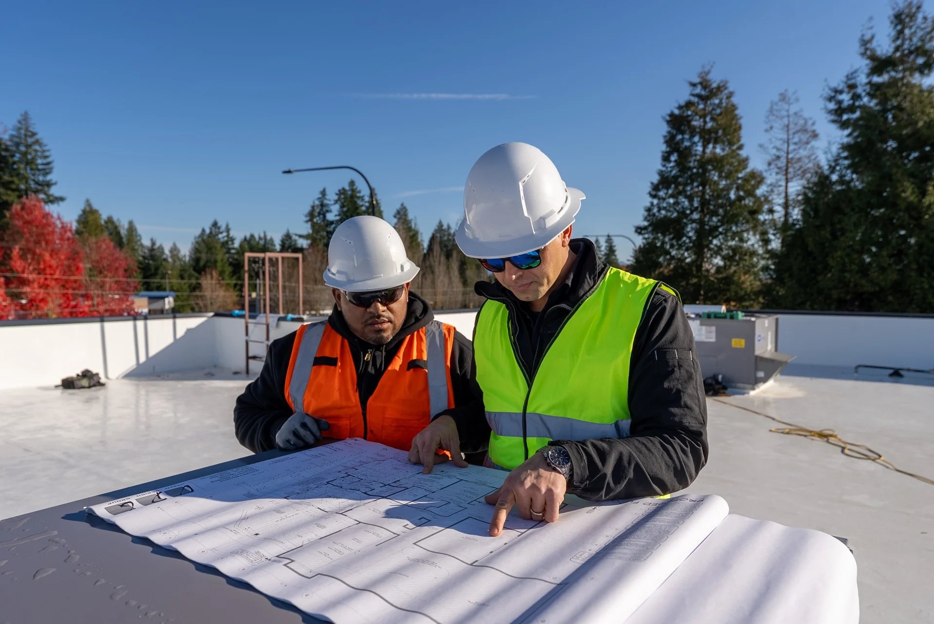 Commercial roof service agreement inspection in Oakland